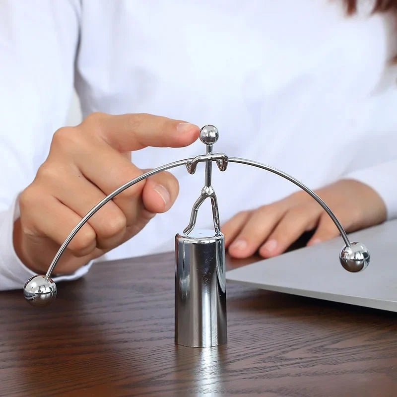 Kinetic Weightlifter Balance Desk Toy - Viral Drop Club