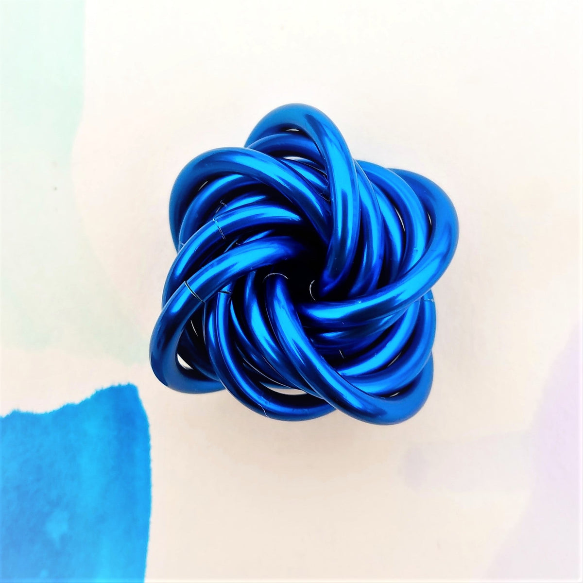 Möbii Solid-Color Fidget Ball - Viral Drop Club